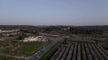 İsrail hava manzaralı Latrun Manastırı