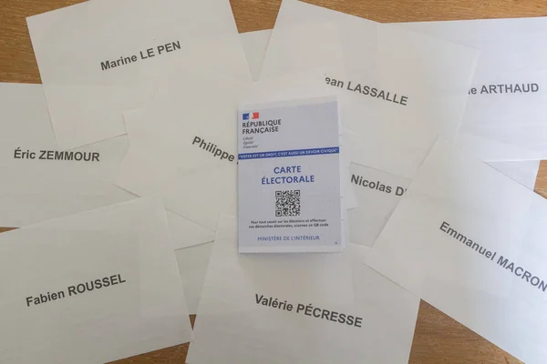 Primelin France Avril 2022 Carte Électorale Bulletins Vote Pour Élection — Photo
