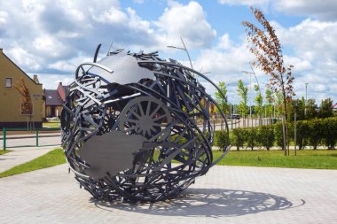 GUSEV, RUSSIA - 12 Haziran 2016: Unutulmuş savaş kurbanlarının anısına anıt kompozisyonun bir parçası (Birinci Dünya Savaşı).