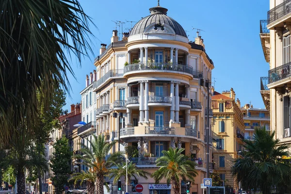 Cannes Frankrijk Juni 2017 Zicht Oude Historische Gebouwen Het Centrum — Stockfoto