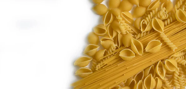 Trockene Pasta Pasta Auf Hellem Hintergrund — Stockfoto