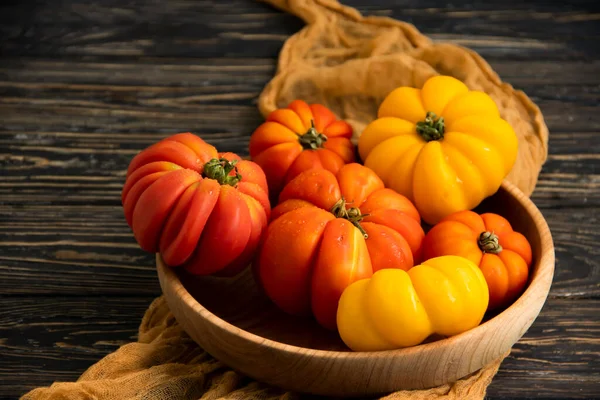 Ripe Tomatoes Wooden Background — Stock Photo, Image