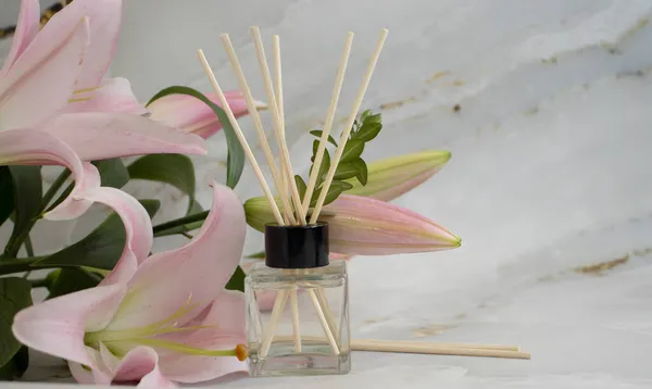 Parfém Pro Domácí Květinové Lilie — Stock fotografie