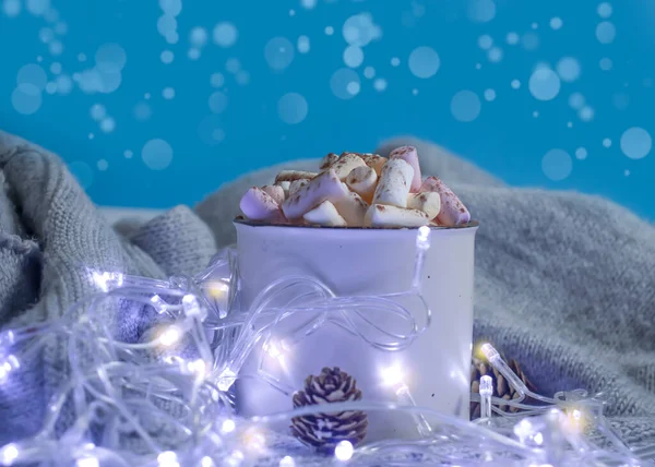 Cup Marshmallows Garland Festive Background — Stock Photo, Image