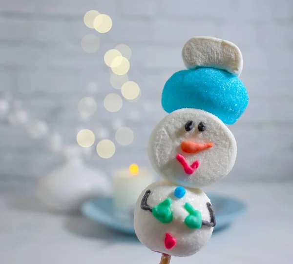 Fanny Marshmallows Einem Teller Weihnachten Hintergrund — Stockfoto