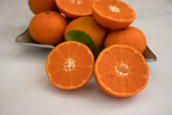 Frische Mandarinen Tellerhintergrund — Stockfoto