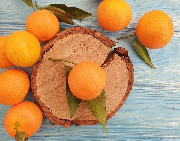 Frische Mandarine Auf Holzgrund — Stockfoto