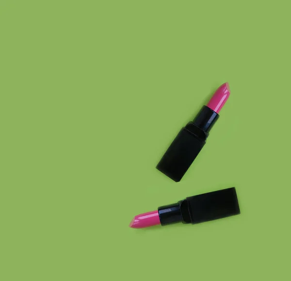 Lipstick Een Gekleurde Achtergrond — Stockfoto