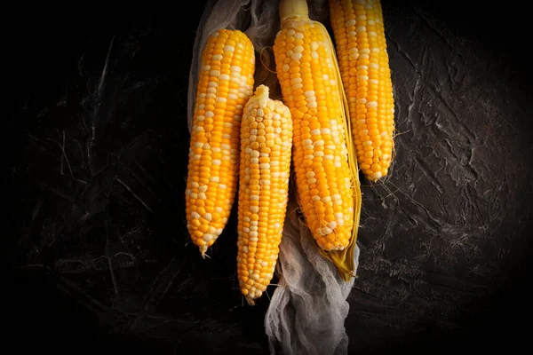 Čerstvé Kukuřice Starém Pozadí — Stock fotografie