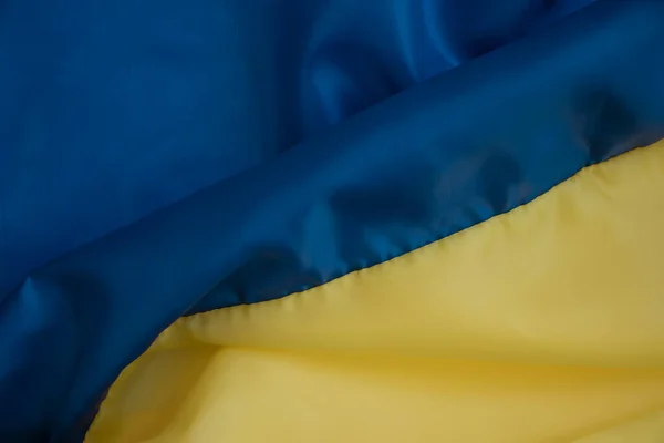 Національний Прапор України Закриває Шовковий Фон — стокове фото