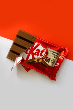 3 Mayıs 2022, Ukrayna şehri IKev çikolata seti.