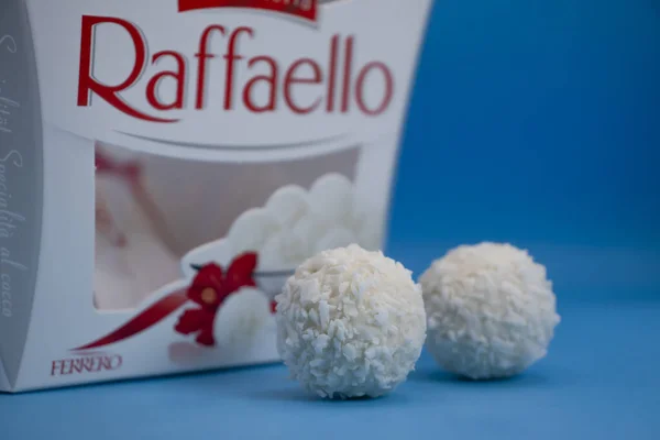 April 2022 Ukraine City Kiev Candy Raffaello Italian Manufacturer Colored —  Fotos de Stock