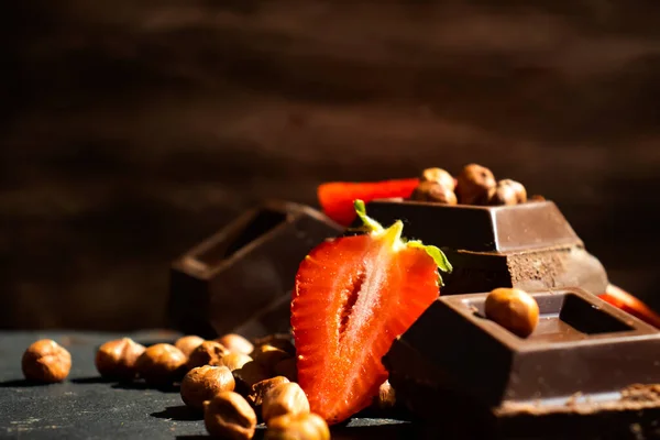 Dark Chocolate Fresh Strawberries Nuts Dark Background — Stock Photo, Image