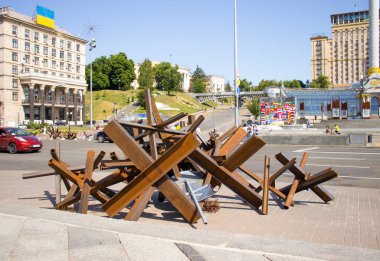 19 Haziran 2022 Ukrayna Kyiv Tanksavar Kirpileri Khreshchatyk