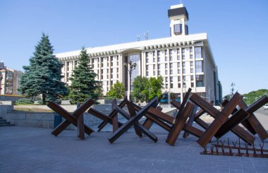 19 Haziran 2022 Ukrayna Kyiv Tanksavar Kirpileri Khreshchatyk
