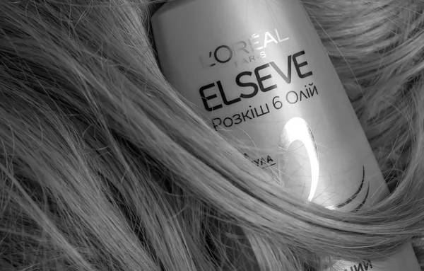 Julho 2022 Ucrânia Cidade Kiev Shampoo Elseve Empresa Loreal Cabelo — Fotografia de Stock