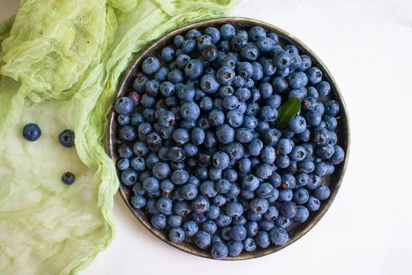 Fresh Blueberries Plate Light Background — Stock Photo, Image