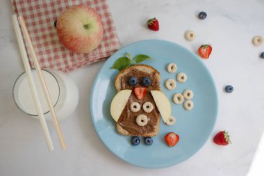 Sandwich with chocolate spread, strawberry