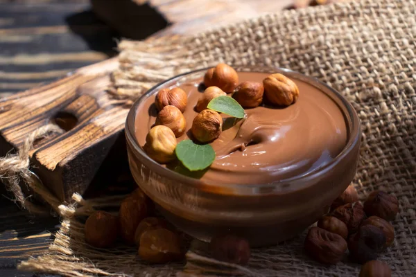 Chocolate Spread Hazelnuts Dark Background — Stock Photo, Image