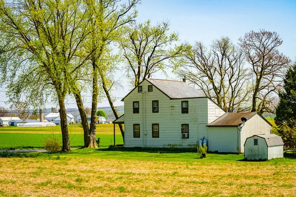 Amish Country Farm Home Barn Field Agriculture Lancaster Pennsylvania North — Foto de Stock