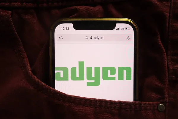 Konskie Poland January 2022 Adyen Logo Displayed Mobile Phone Hidden — Stock Photo, Image