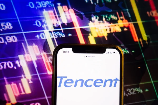 Konskie Poland August 2022 Smartphone Displaying Logo Tencent Holdings Ltd — Stockfoto