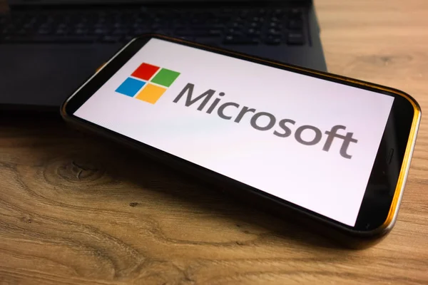 Konskie Polónia Setembro 2022 Logotipo Microsoft Exibido Tela Smartphone Escritório — Fotografia de Stock