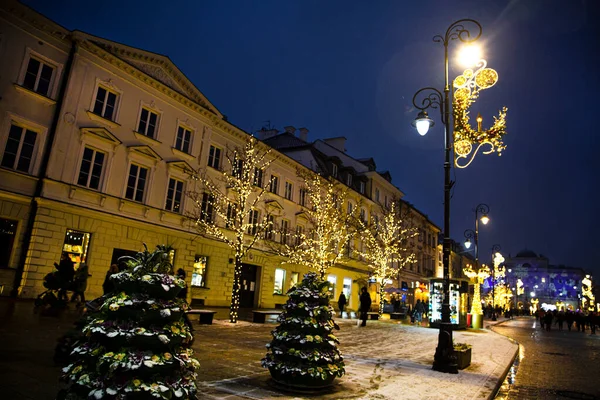 December 2021 Warsaw Poland Nowy Swiat Street Original Flowerbeds Festive — Stockfoto