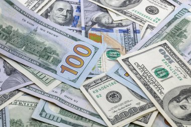 Arka planını 100 eski ve yeni para