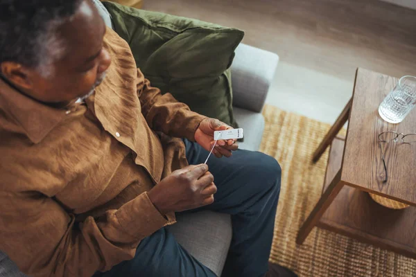 Elderly Man Taking Covid Home Testing Process Coronavirus Testing Examination — Stock Photo, Image