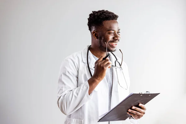 Portrait Confident Black Doctor Smiling African American Doctor Stethoscope Medical — Fotografia de Stock