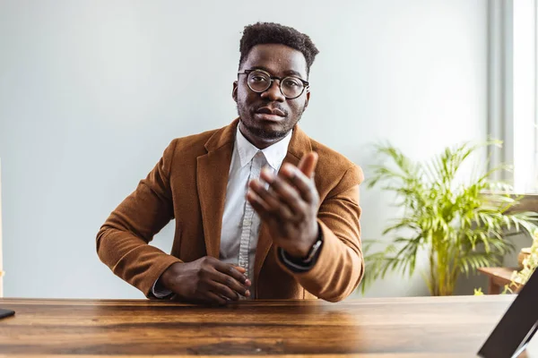 Young African American Businessman Glasses Looking Camera Gesturing — Stockfoto