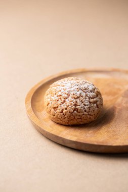 Modern tatlı puflar - Fransız choux pastası (eclairs) 