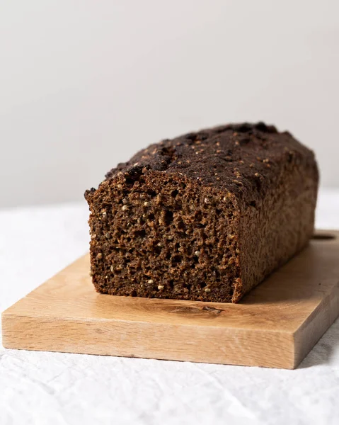 Çavdar unundan ekşi ekmek ve tohum.