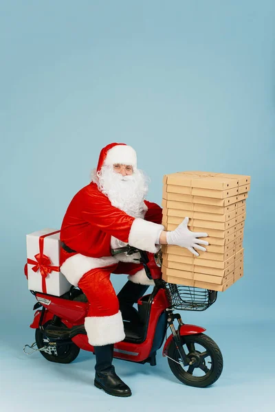 Pizza Delivery Man Santa Claus Costume Holding Large Stack Pizza Imagens De Bancos De Imagens