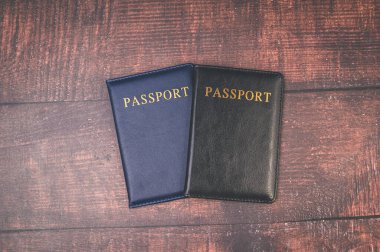 Pasaport seyahat ya da yurtdışında iş yapmaya hazırlanın.