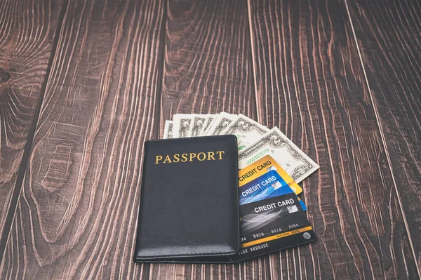 Pasaporte Ahorre Dinero Para Viajar Hacer Negocios Todo Mundo —  Fotos de Stock
