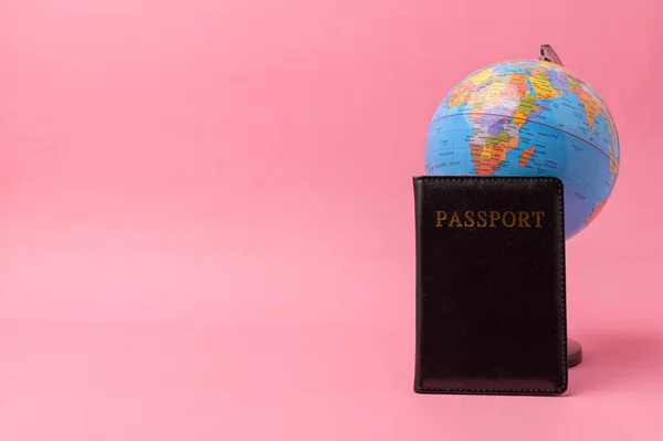 Passaporte Economize Dinheiro Para Viajar Fazer Negócios Redor Mundo — Fotografia de Stock