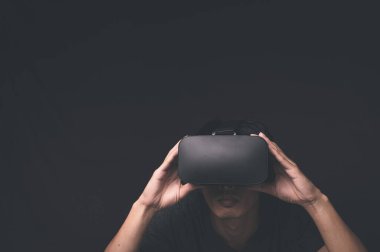 VR gözlük bağlantısı metaverse çevrimiçi teknoloji