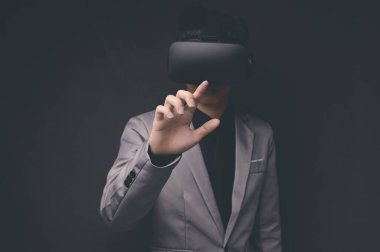 VR gözlük bağlantısı metaverse çevrimiçi teknoloji