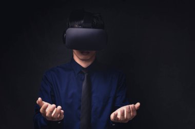 VR gözlük bağlantısı metaverse çevrimiçi teknoloji