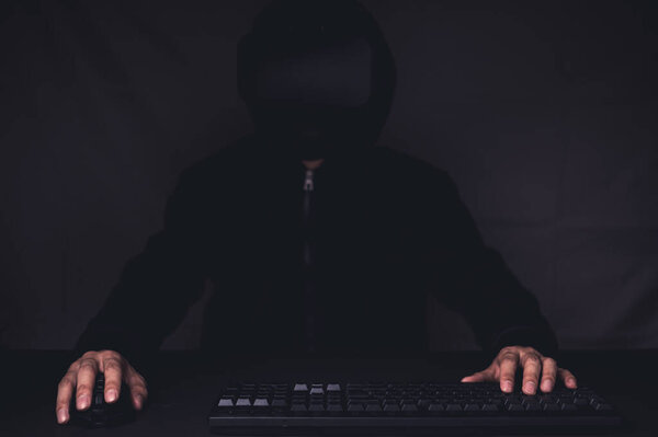 Играйте в игры, смотрите фильмы, используйте очки, 3D-изображения, виртуальные миры.