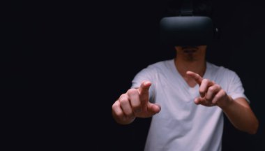 VR gözlük bağlantısı metaverse çevrimiçi teknoloji