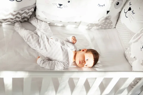 Beautiful Toddler Looking Crib Borders Baby Exploring Kid Care Protection — ストック写真