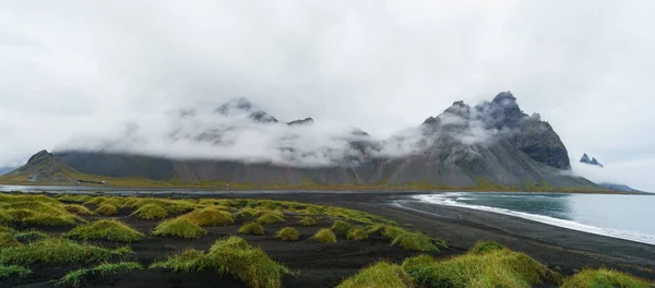 Πανόραμα Ορεινών Τοπίων Vesturhorn Πρωί Του Καλοκαιριού Ισλανδία Νησί Της — Φωτογραφία Αρχείου