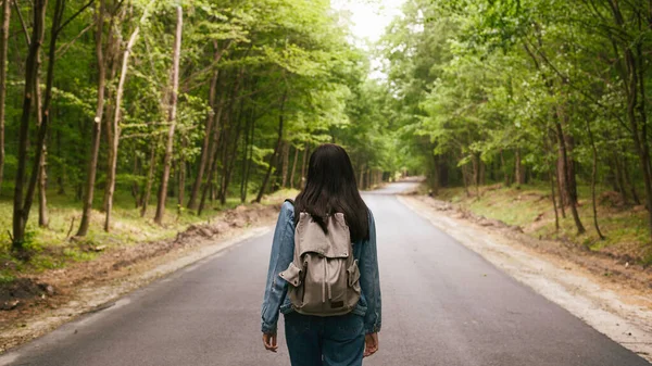 Back View Young Woman Hat Backpack Forest Road — Stockfoto