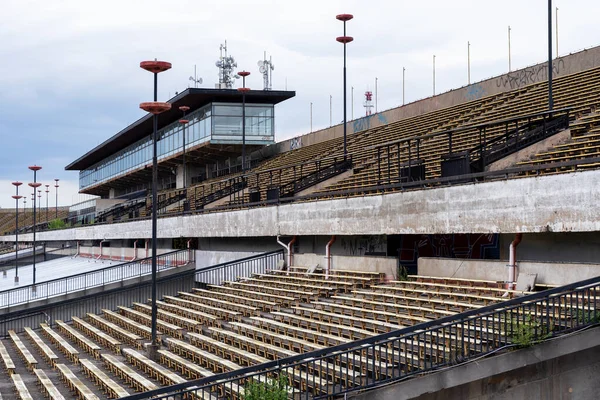 大斯特劳霍夫体育场 Great Strahov Stadium 是捷克布拉格市斯特劳夫区的一座体育场 — 图库照片