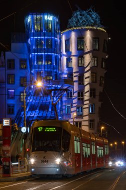 Dünya Prematüre Günü her yıl 17 Kasım 'da, prematüre doğum ve prematüre bebeklerin ve dünya çapında ailelerinin kaygılarını artırmak amacıyla kutlanır. Her yıl yaklaşık 15 milyon bebek erken doğuyor ve bu da her 10 bebekten biri anlamına geliyor.