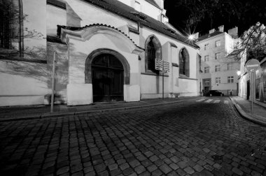 Stinadla, yazar Jaroslav Foglar tarafından kitaplarında yaratılan kurgusal bir şehir bölgesi olarak bilinmektedir.