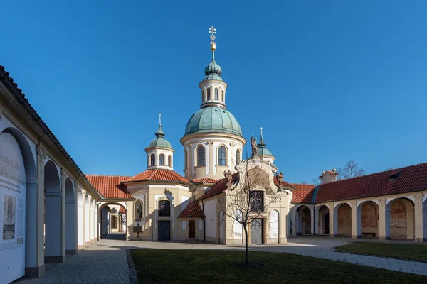 Zona Peregrinación Con Iglesia Nuestra Señora Victoriosa Estableció Los Años —  Fotos de Stock